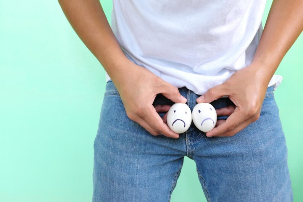 Caresse des testicules : techniques douces pour éveiller les sens masculins | Désirs coquins